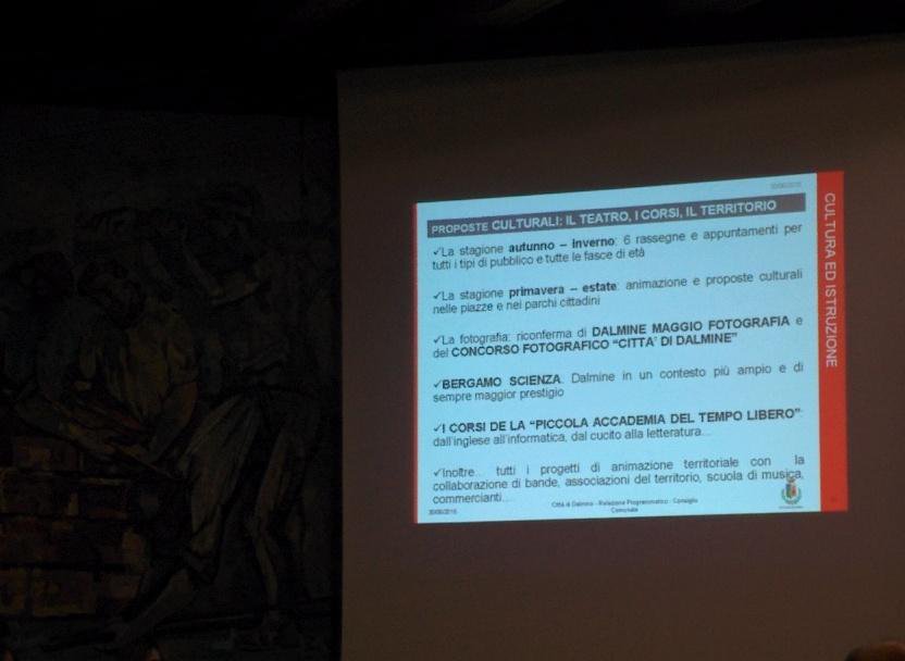 Alcune delle proposte culturali: bergamo scienza, Dalmine fotografia, cinema #opendalmine http://t.co/HhVv7WJfKj